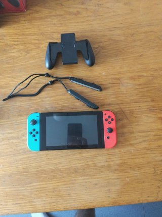 Nintendo Switch Negra y Roja