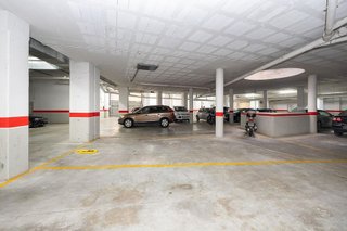 Garaje en venta en Camino de Ronda - Rosaleda en Granada