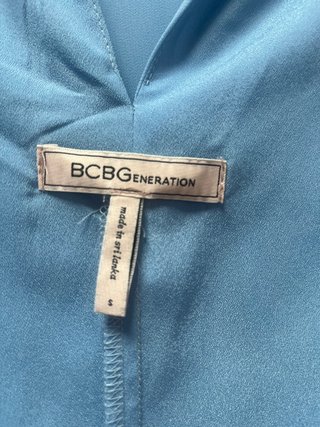 Vestido BCBG azul cielo talla S