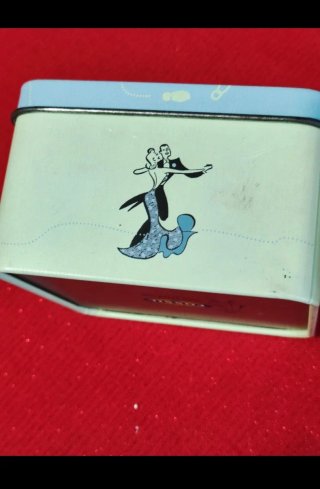 Scatole di latta vintage Fossil
