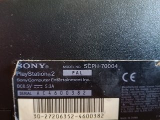 PlayStation 2 Slim (Lettore). Funzionante, ma il lettore non legge. Solo console senza cavi.