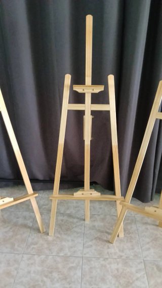 3 Trípodes Madera Exhibición/Pintura