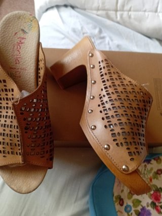 Zuecos Marila Tacon Talla 40 y regalo bolsito