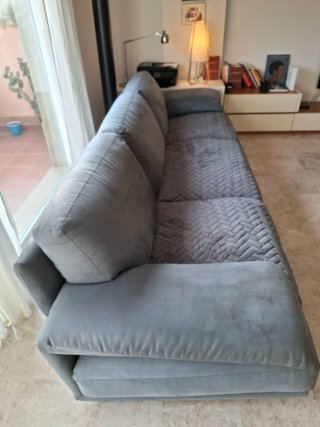 Sofá de 4 plazas gris