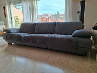 Sofá de 4 plazas gris