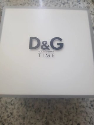 Reloj D&G Unisex Rojo y Plateado