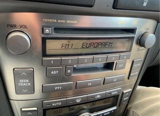 AVENSIS.CAMBIO DE NOMBRE Y MANTENIMIENTO INCLUIDO