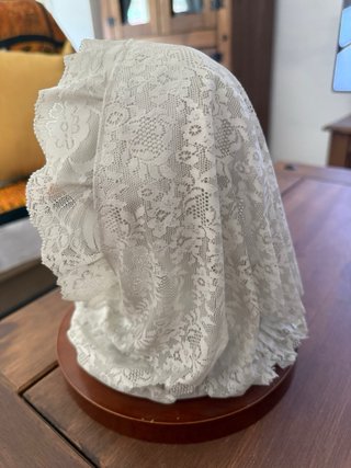 Figurita Lladro La Dama del Velo