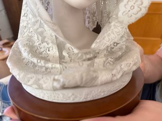 Figurita Lladro La Dama del Velo