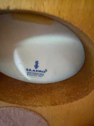 Figurita Lladro La Dama del Velo