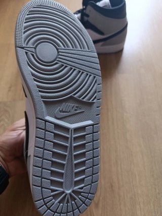 Zapatillas Nike Jordan Mid Originales 43