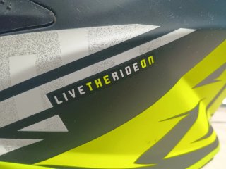 Casco Airoh Enduro/Motocross Blanco/Amarillo