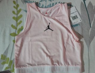 Top Jordan niña rosa talla 12-13