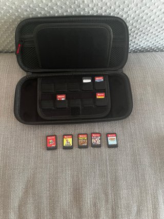 Nintendo Switch + Accesorios y Juegos
