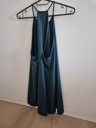 Vestido de verano verde botella