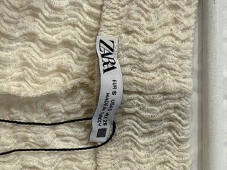 Pantalón Zara punto texturizado ancho beige