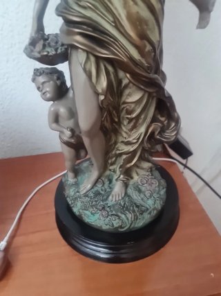 Lámpara Art Nouveau Figuras Niños