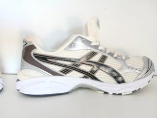 Zapatillas inspiradas Asics Gel kayano 14.