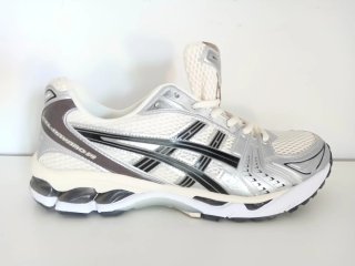 Zapatillas inspiradas Asics Gel kayano 14.