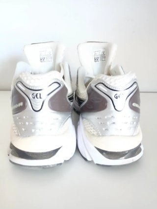 Zapatillas inspiradas Asics Gel kayano 14.
