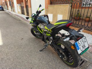Gran oportunidad Kawasaki Z 125 15CV Negra/Verde