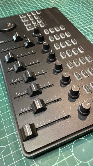 Korg nanoKONTROL Studio BT Controlador MIDI