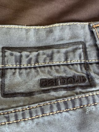Pantalón vaquero Barbour azul
