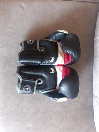 Guantes de boxeo Venum 12 oz