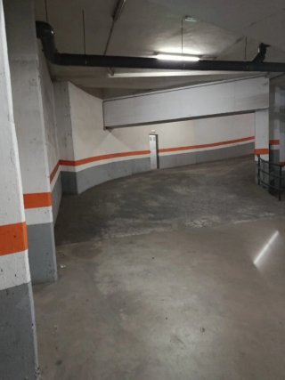 Alquilo plaza de garaje