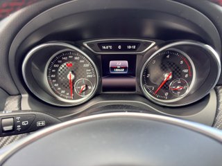 Mercedes-Benz Clase A 200d 136 cv AMG LINE