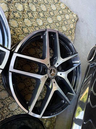 Llantas Mercedes 19 5 radios dobles