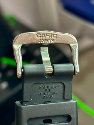 Reloj Negro Nuevo