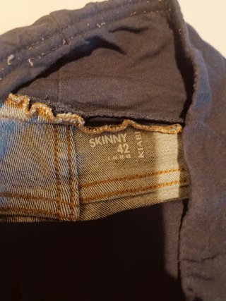Pantalones premamá. Precio negociable.
