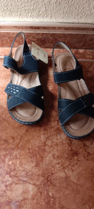 Sandalias HA negras talla 39 sin estrenar