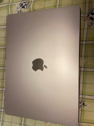 MacBook Air M3 2024 Plata