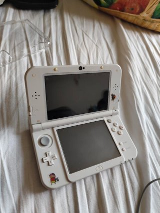 Nuovo Nintendo 3DS XL Bianco