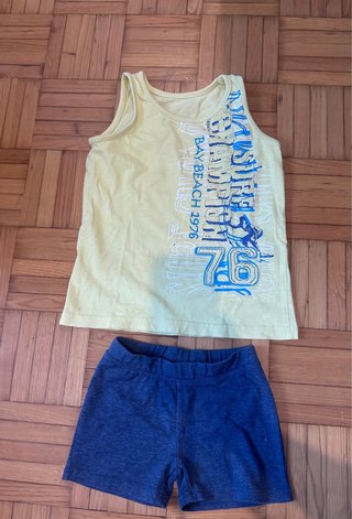 Set bambino 4 anni: maglietta e pantaloncini