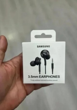 Auriculares Samsung AKG 3,5mm (EO-IA500)