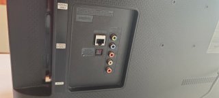 Smart TV Samsung 24 + Barra Sonido + Soporte pared