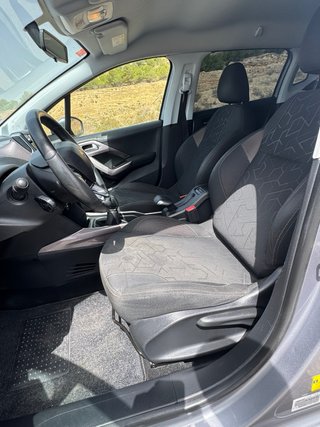 Peugeot 2008 2015