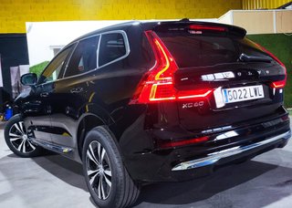 Volvo XC60 T6 HIBRIDO ENCHUFABLE, 80KM AUTONOMIA