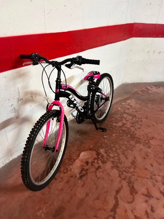 Bicicleta B Pro 24 Negra y Rosa