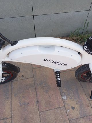 Bicicleta Eléctrica Blanca Plegable WINDGOO