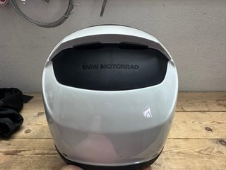 Casco BMW System 8 Carbon