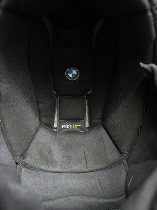 Casco BMW System 8 Carbon