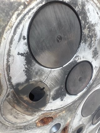 Culata Patrol RD28T Despiece