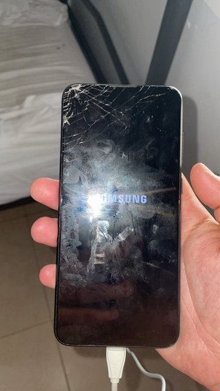Teléfono Móvil Negro y Plateado
