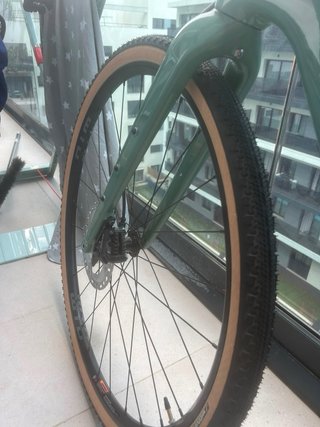 Bicicleta Gravel Cannondale Verde