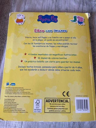 Libro de Peppa Pig con imanes