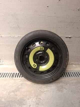 Rueda de repuesto T125/70R16